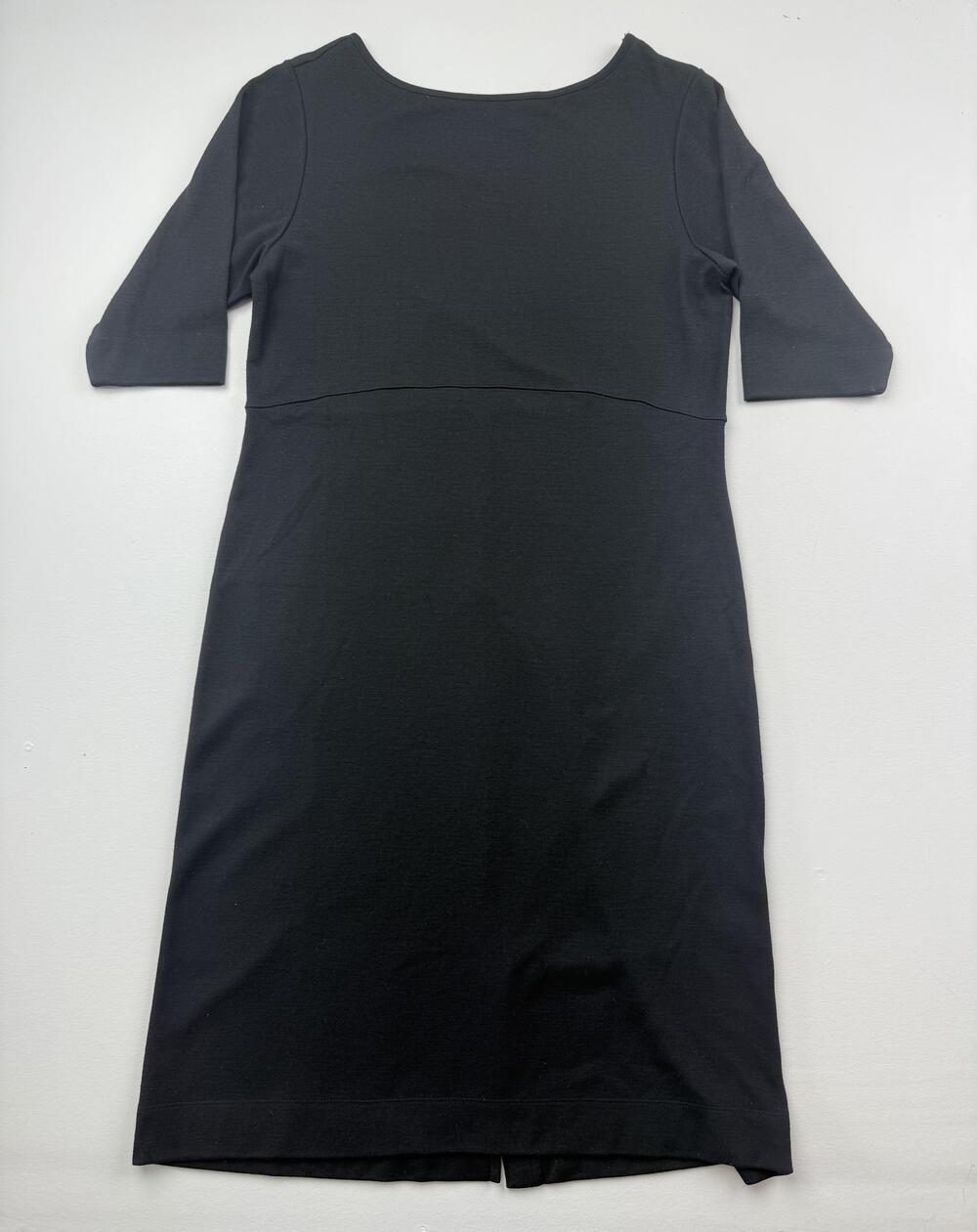 Eddie Bauer Dress Womens Medium Black Wool Knit Half Sleeve Sheath Knee Length